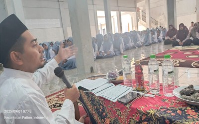 Muhadharah Ammah, Istighasah dan Doa Bersama Kebaikan Bangsa Warnai Rutinan Senin Manisan